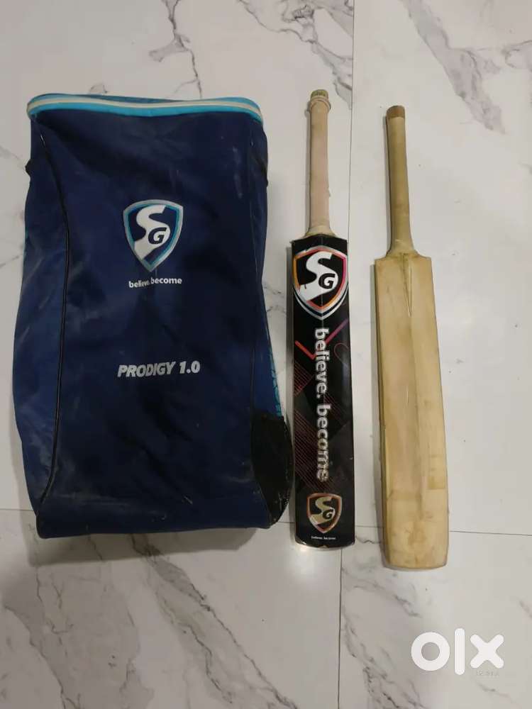 SG Cricket kit with stumps and two bats mint condition