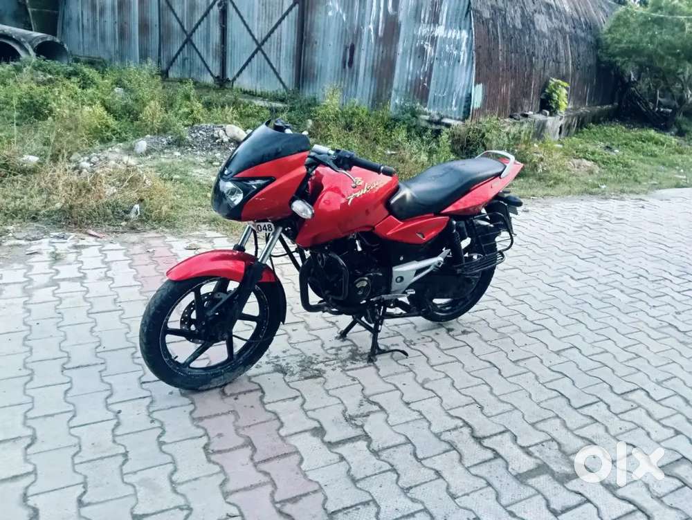 Pulsar well maintained bike