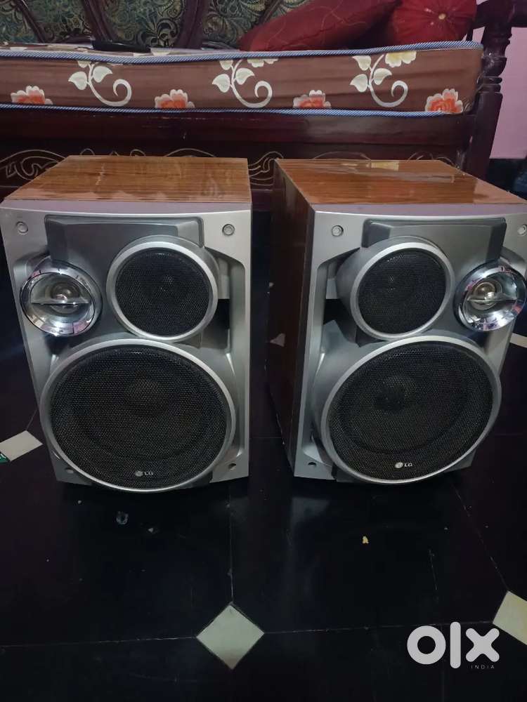 LG saround sound box es