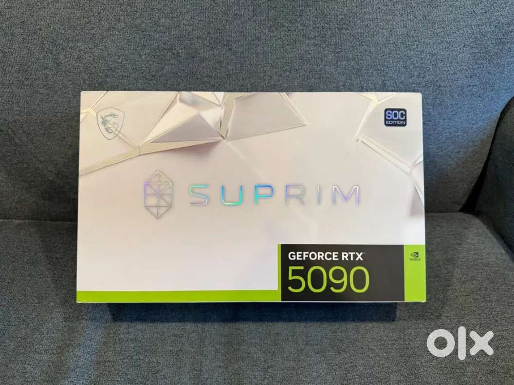 MSI GeForce RTX 5090 32G SUPRIM SOC 32 GB GDDR7 GPU Gaming used