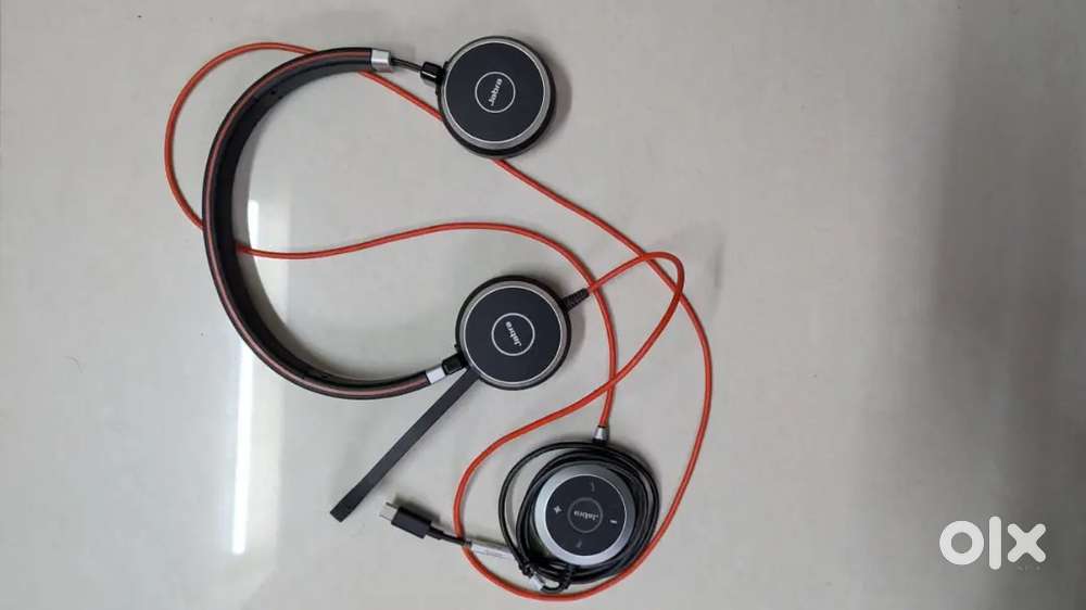 Jabra evolve 40 type C headphones and Redgear RGB keyboard for sale