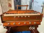 Harmonium / leg harmonium