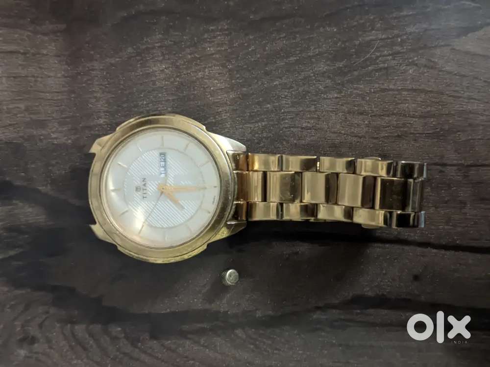 Titen watch