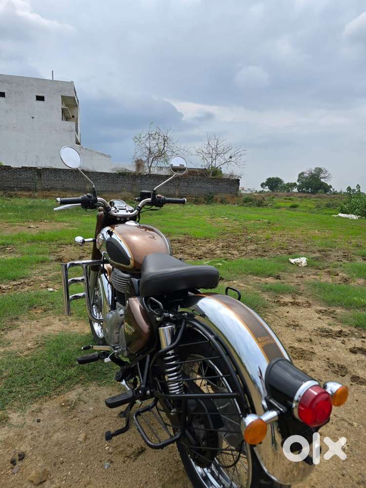 Classic 350 with dual chanel ABS chrome edition Top model