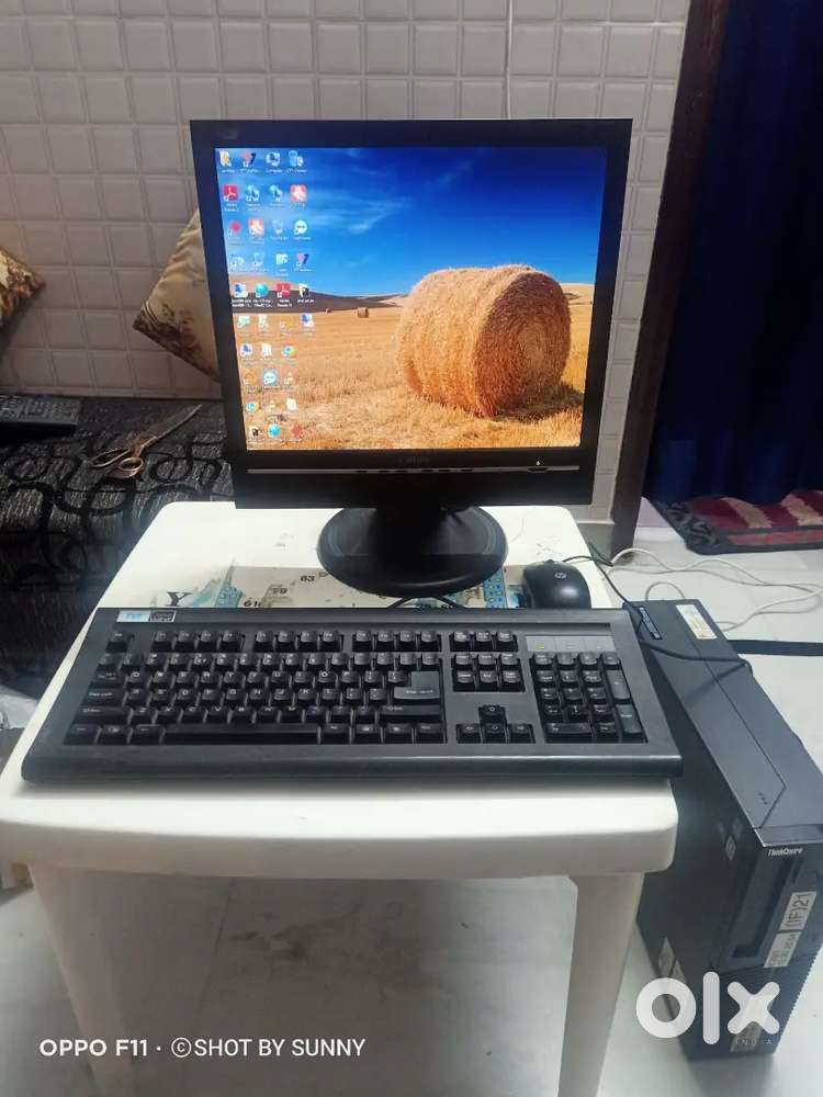 Lenovo intel core i5 with speaker and hd rotating monitr full hd sport