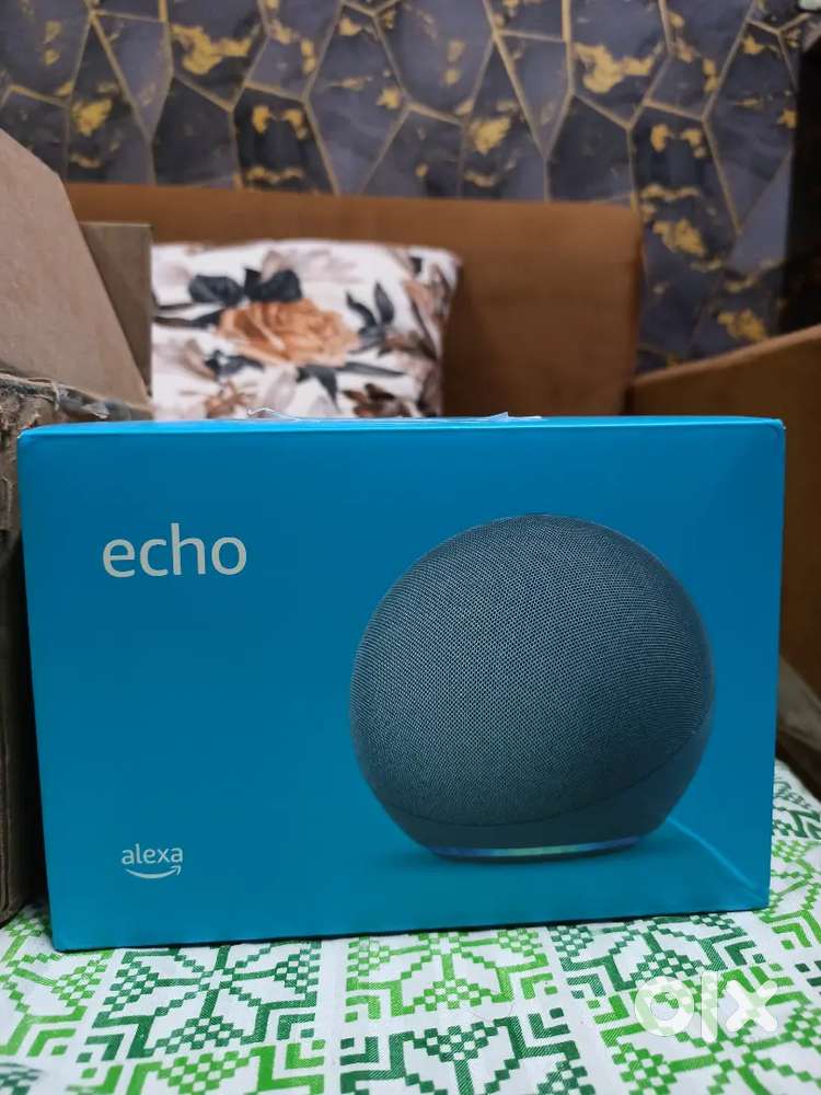 Amazon Echo (4th Gen)  Premium sound powered by Dolby