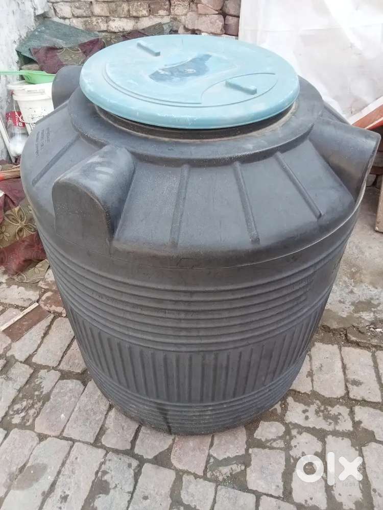 Water tank