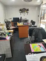 Front office come reception with system knowledg( femal)