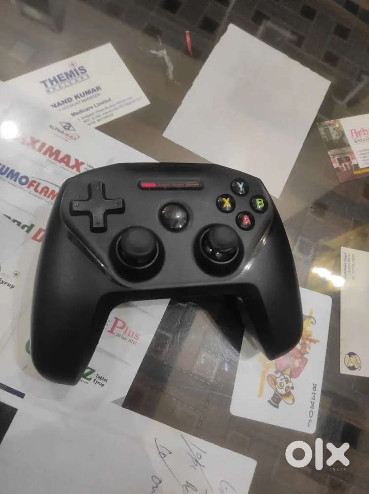 Buying an iPad Pro or Apple TV? This is the controller you need