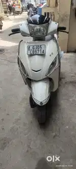White colour maestro 2014 model full condition