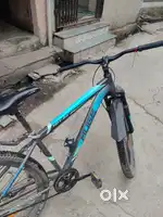 Hung bicycle top condition 29 inch