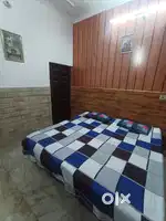 Well furnished rooms available for Boys only