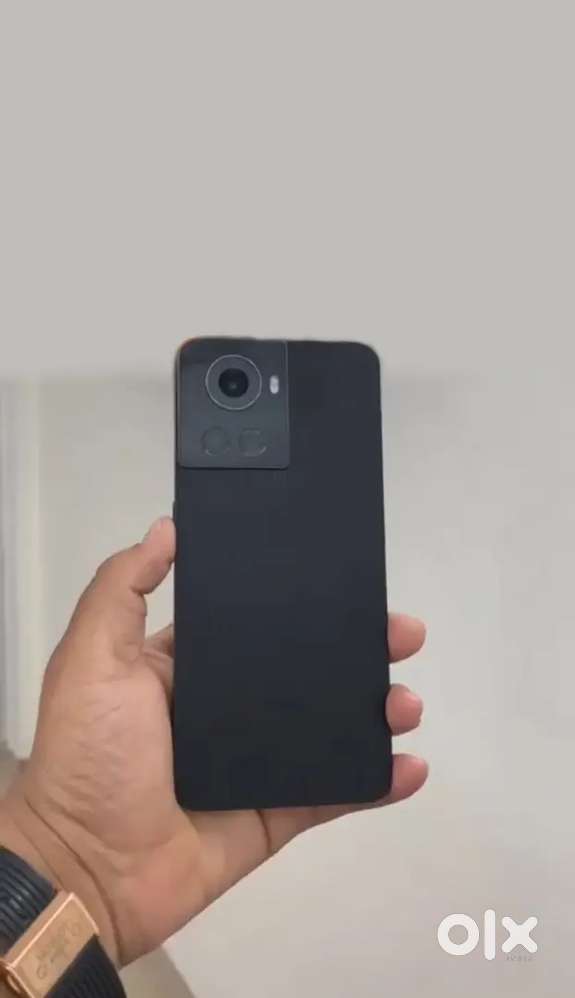 one plus 10r 128 gb all OG MINT CONDITION
