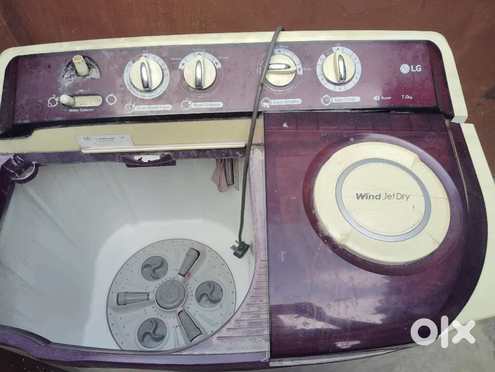 LG WASHING MACHINES 7KG