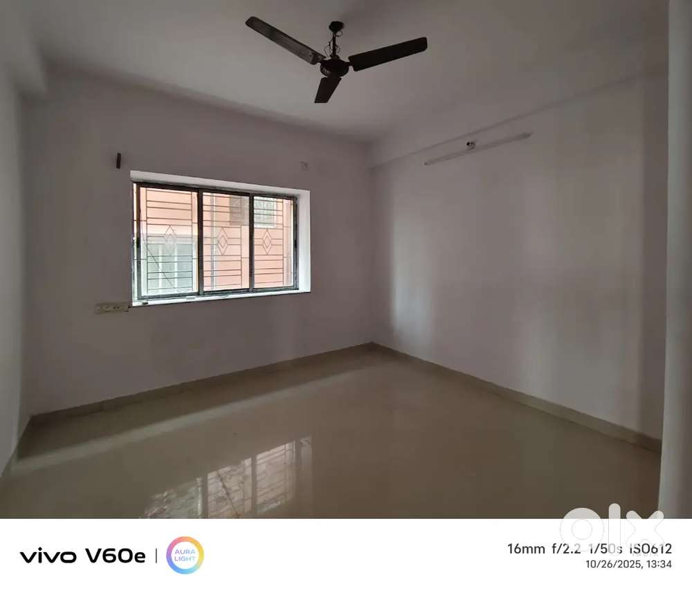 Sale mig flat Newtown bc block