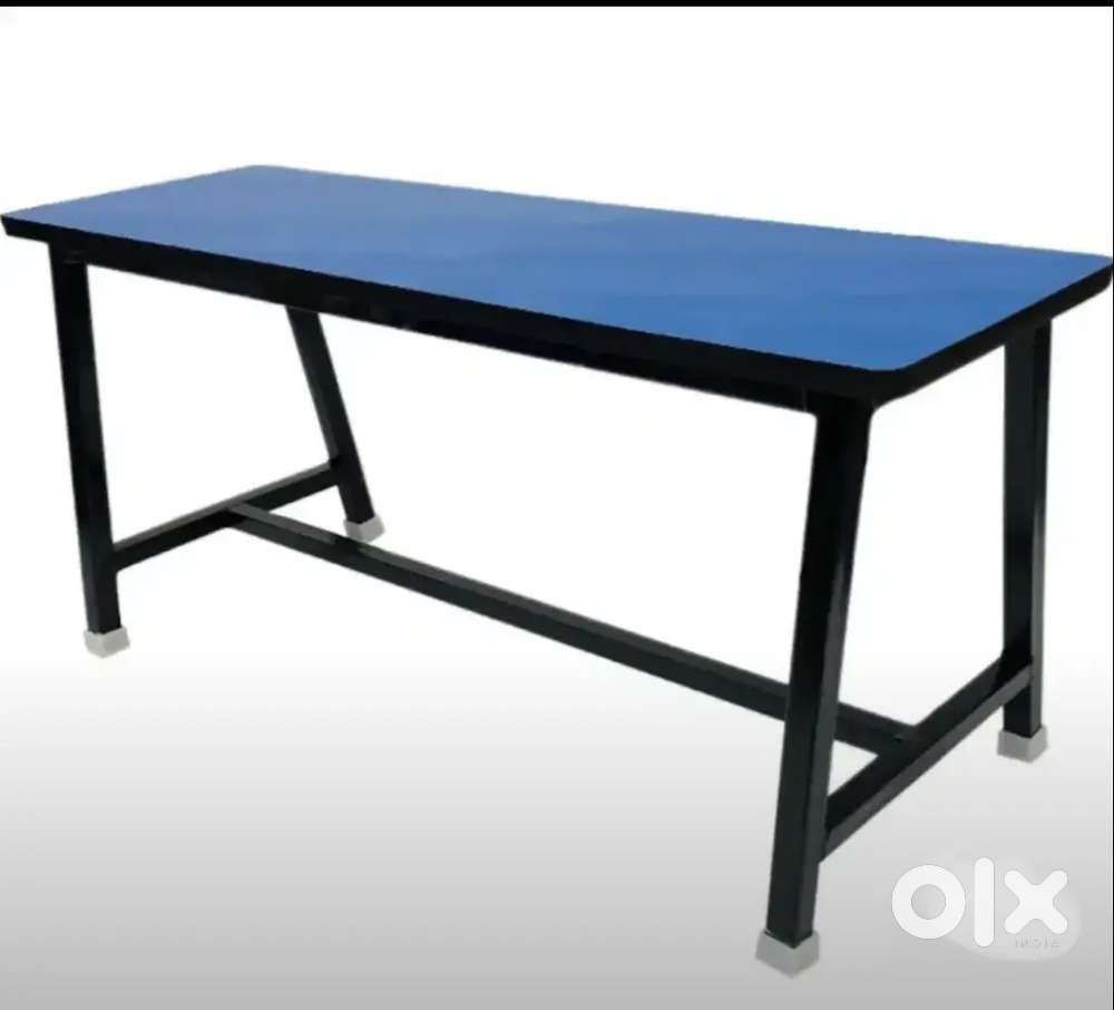 Seating Dining Bench having Metal Stand and Wooden Plywood Top