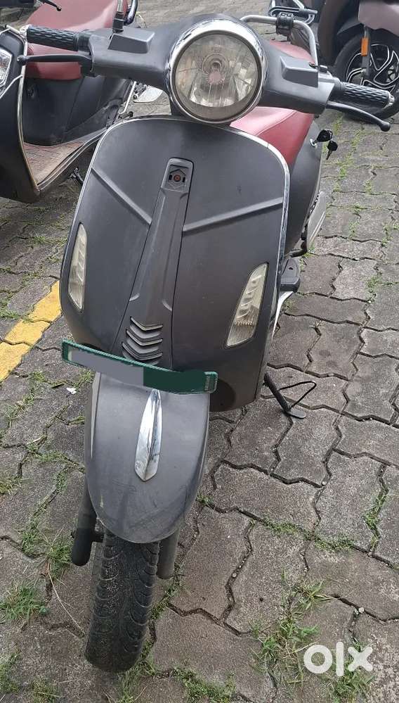 Pure EV, E PLUTO 7G, Black colour