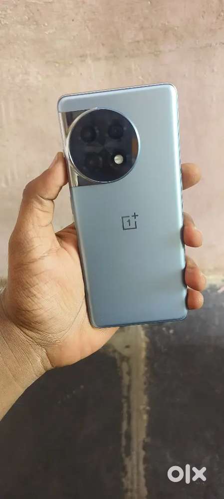 One plus 11r 5G 8 / 128