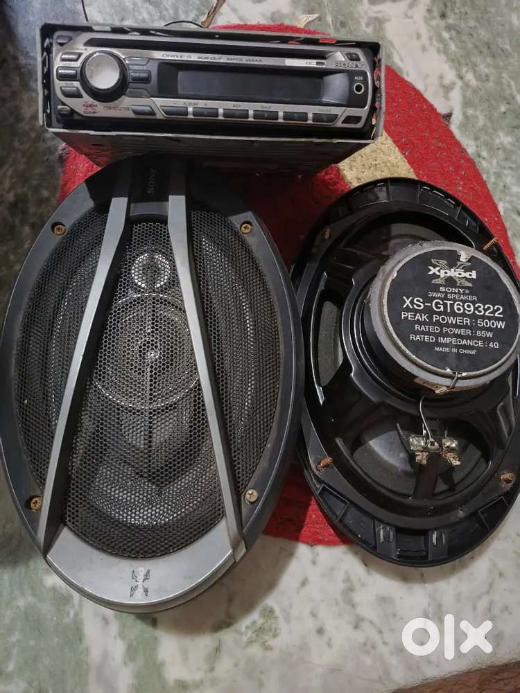 Sony car cd player and xplod speaker