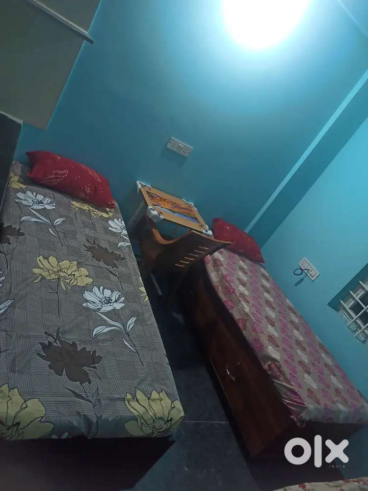 SRI BALAJI  Gent's or Boy'sPG