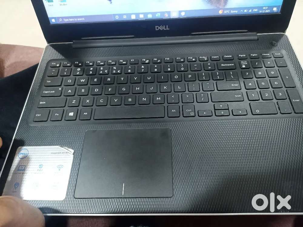 Dell Inspiron 15 3000
