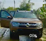 Renault duster top model,Doctors driven car