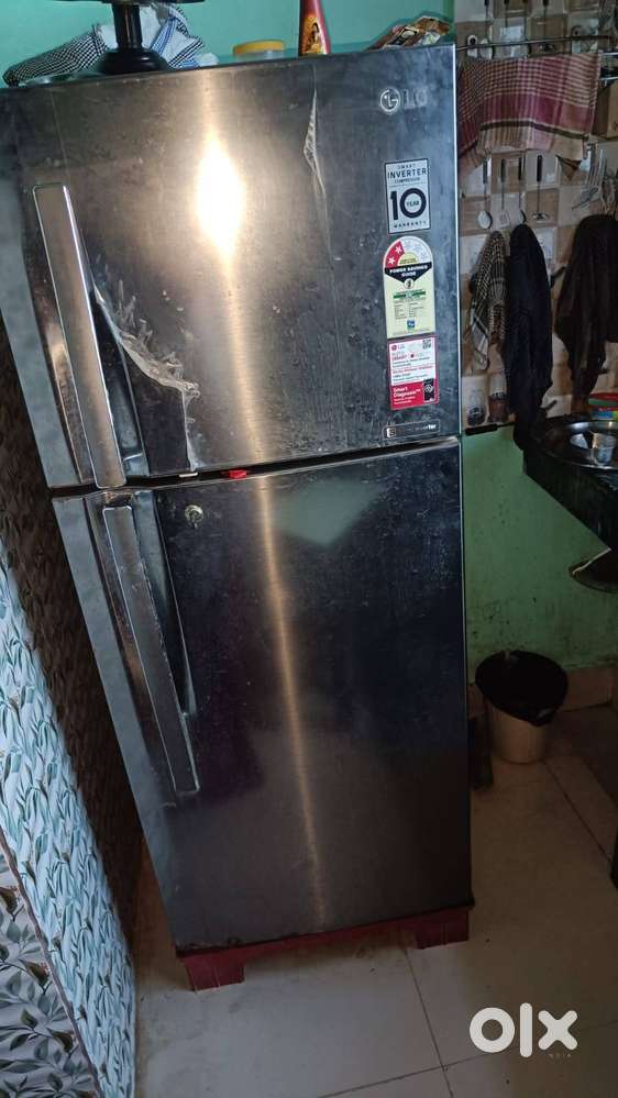 LG Double Door Fridge – 4 Years Old, Power On, Quick Sale ₹27000