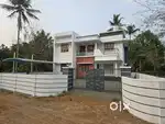 03 BHK HOME -NJALIYAKUZHI-THOTTAKAD ROAD-8 Cent ( 54 LKS- Negotiable )