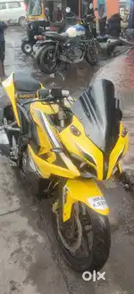 Bajaj rs 200 yellow colour