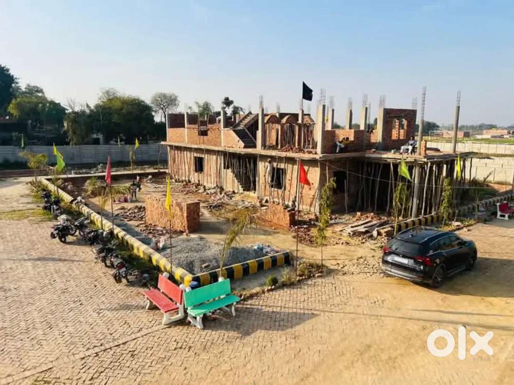 Lucknow me plot Ansal ke Back side me outer ring road par
