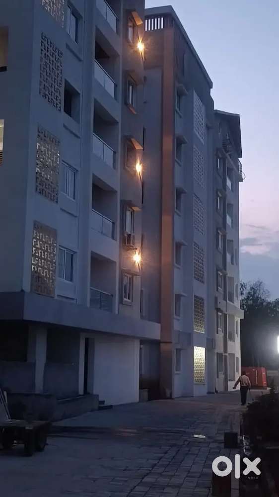 గాజువాక CELLEST మాదిరి GATED COMMUNITY ఫ్లాట్స్ మనఅగనంపూడి జంక్షన్ లో