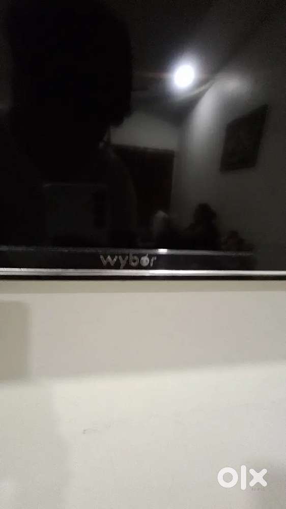 (43 inch) Wybòr LED T.V