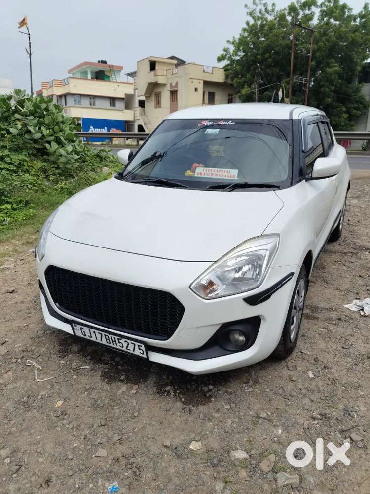 Maruti Suzuki Swift 2019 CNG & Hybrids 98000 Km Driven