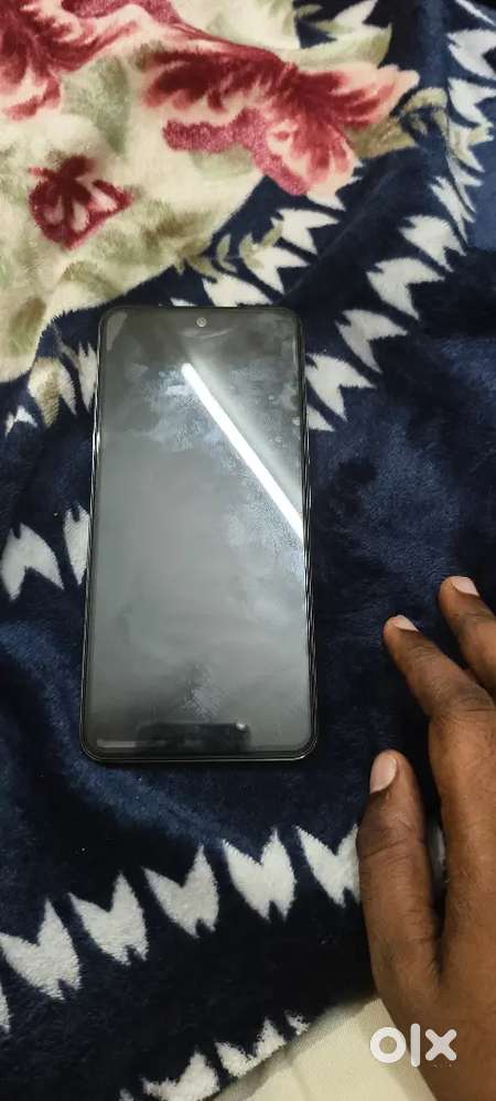 Vivo Y300 5 Month old brand new condition