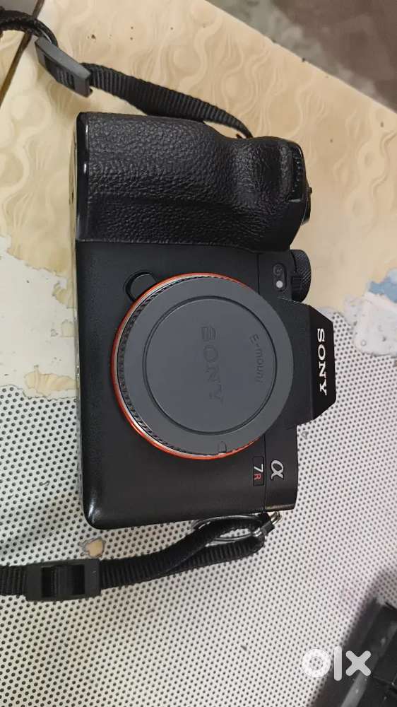 Sony Alpha 7R5 with 2 lence Termon ka 20-40mm 2.8 & sony 50 mm1.8