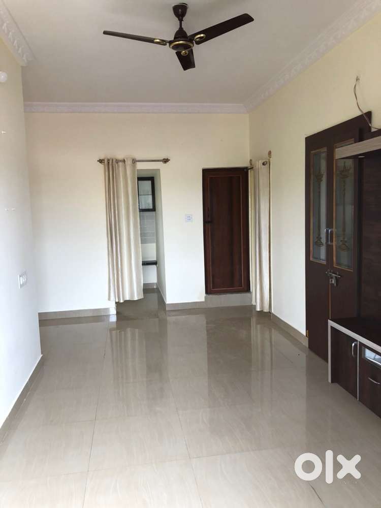 House with 24hrs water supply ,UPS , well maintained  ,semi furnished