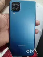 Mujhe is phone ki need nahi Hai isliye sell kr rha hu