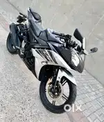 Yamaha R15 (2016 modal)