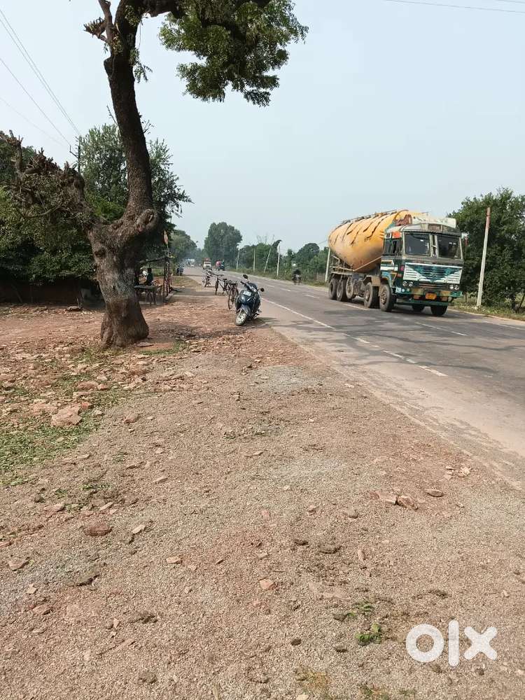 रीवा सीधी रोड NH 39 गुढ़ रोड खम्हा टोल प्लाजा से 8 km