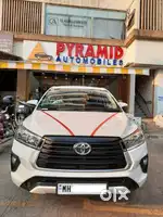 TOYATA INNOVA CRYSTA