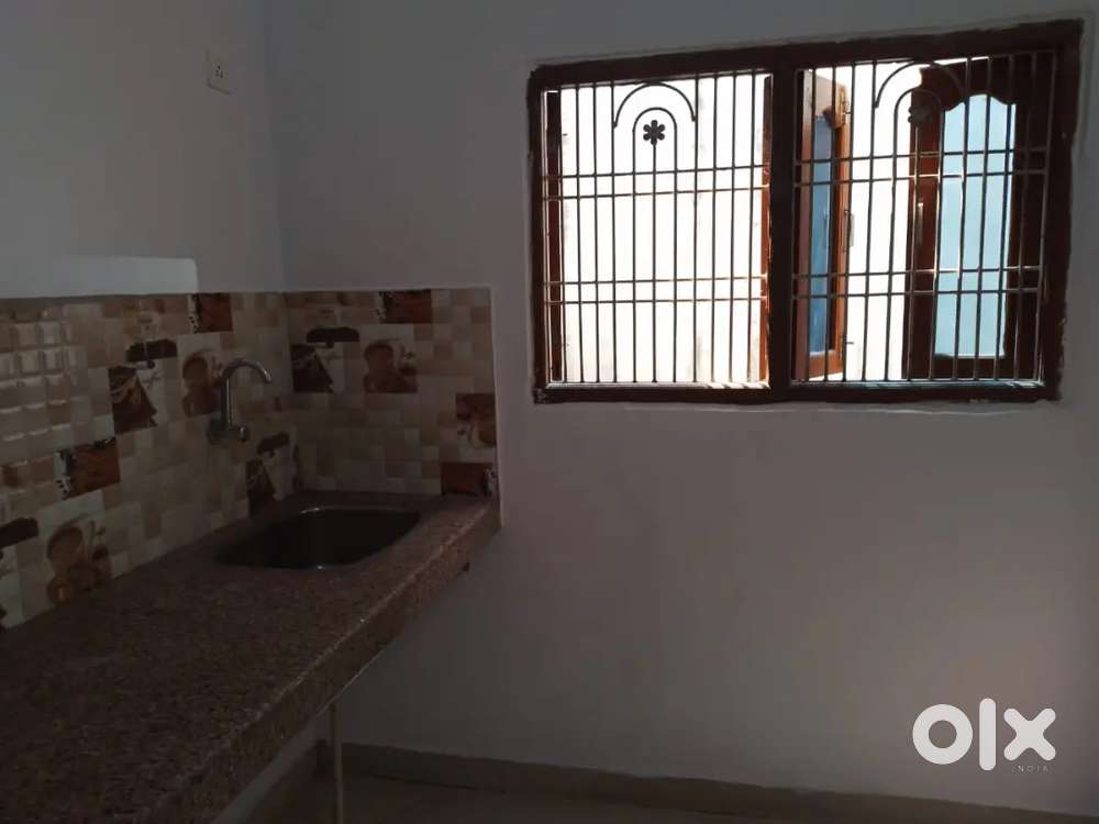 Small family or Students