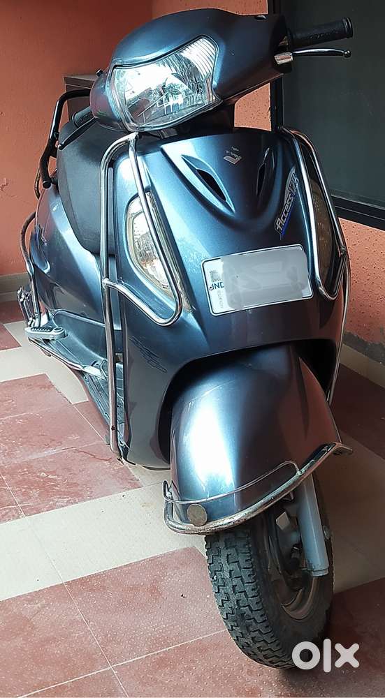Suzuki Access 125 CC (2010 Model)