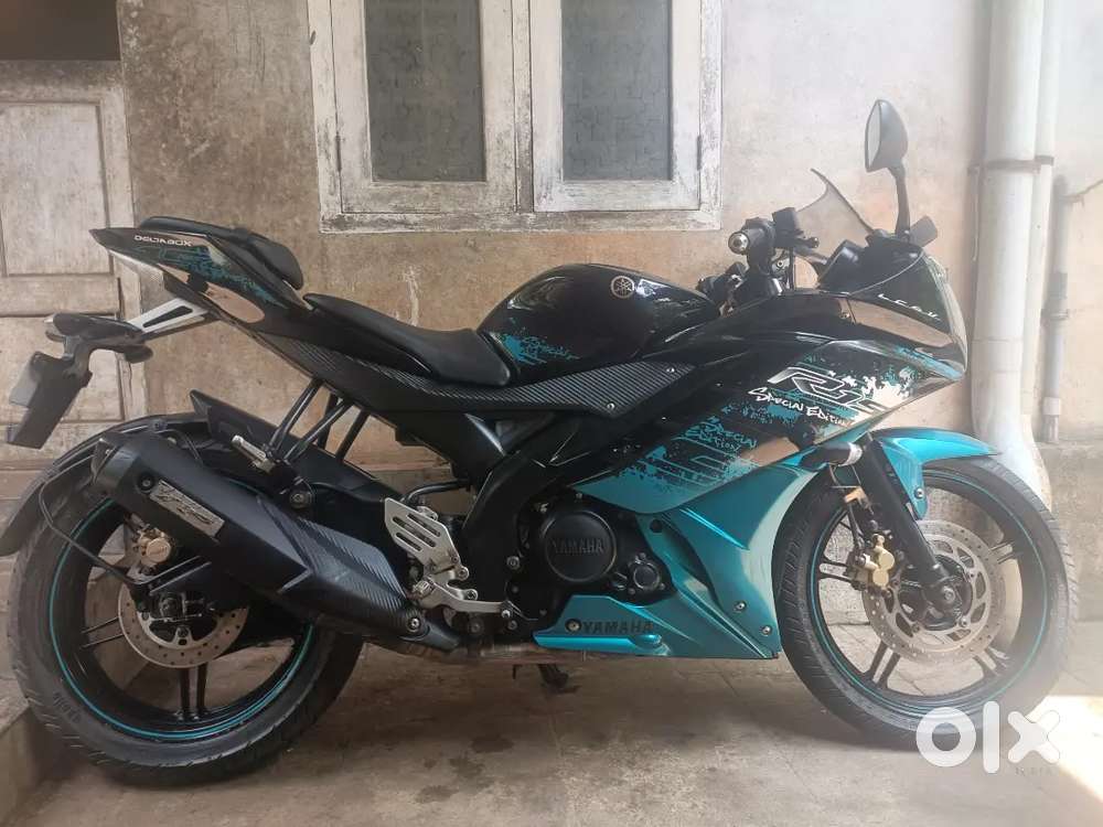 Yamaha r15 v2 rs 78000