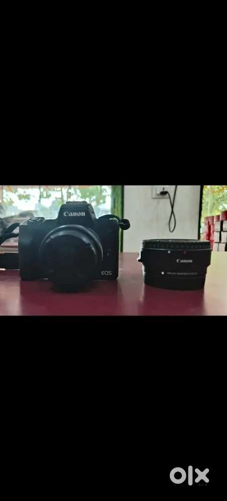 Canon M50 mark-I with 15-45 lens