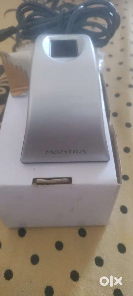 MANTRA Biomatric Fingerprint machine(micro usb type point)