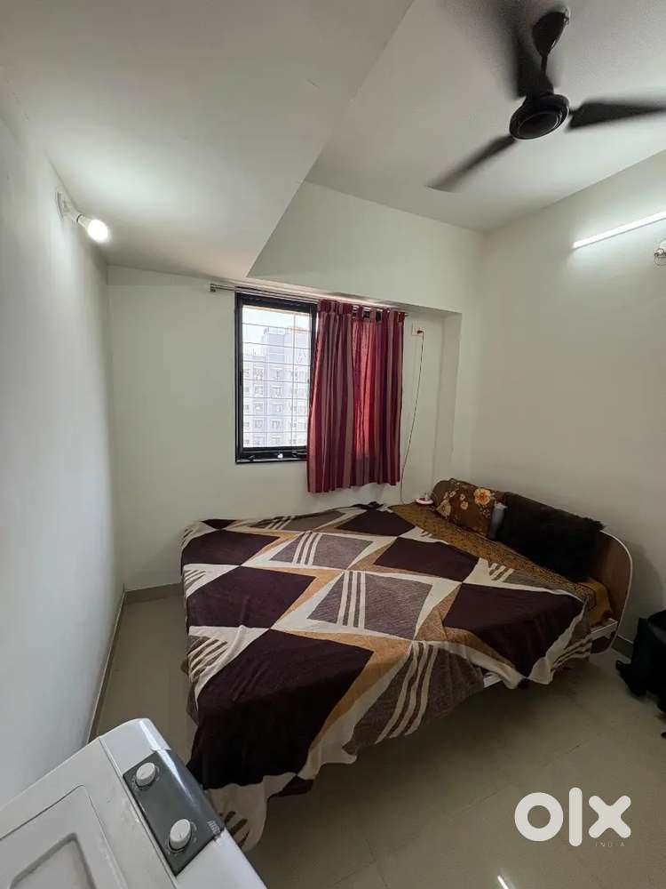 Looking for male flatmate for 1bhk