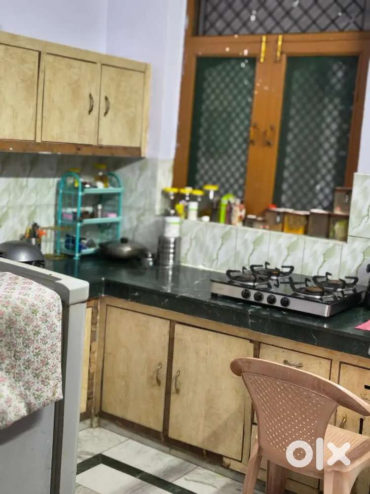 Bachelor's allowed rent is only 7000