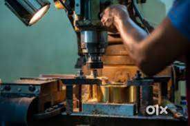 milling machine operator
