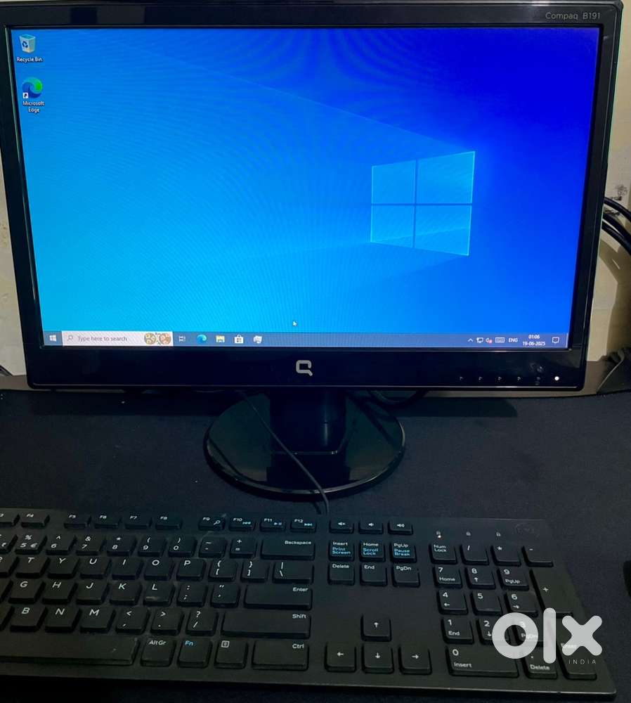 i3 8GB RAM 256GB SSD Computer Desktop Full PC Setup Moniter Keyboard