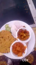 Nepali chahiye fast food ka kaam hai rehne ki jagah khana including